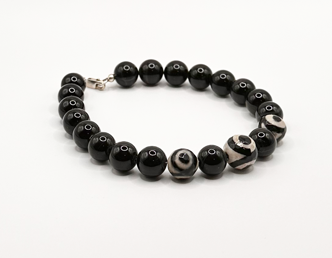 Black Onyx with Tibetan Focus Beads Bracelet