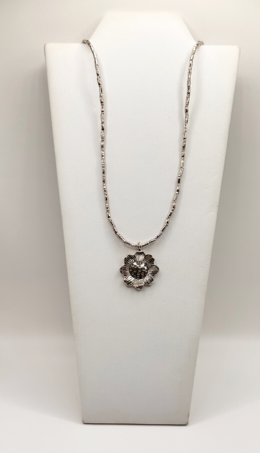 Thai Silver Flower Pendant Necklace